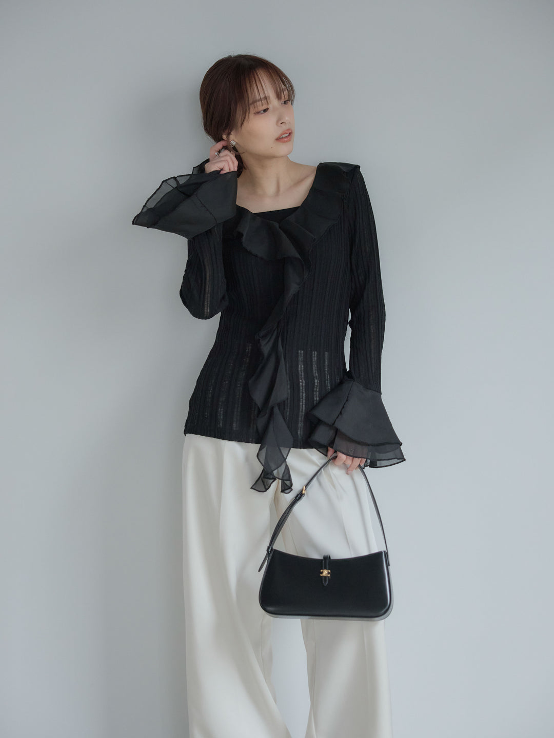 ストライプシアーラッフルトップス