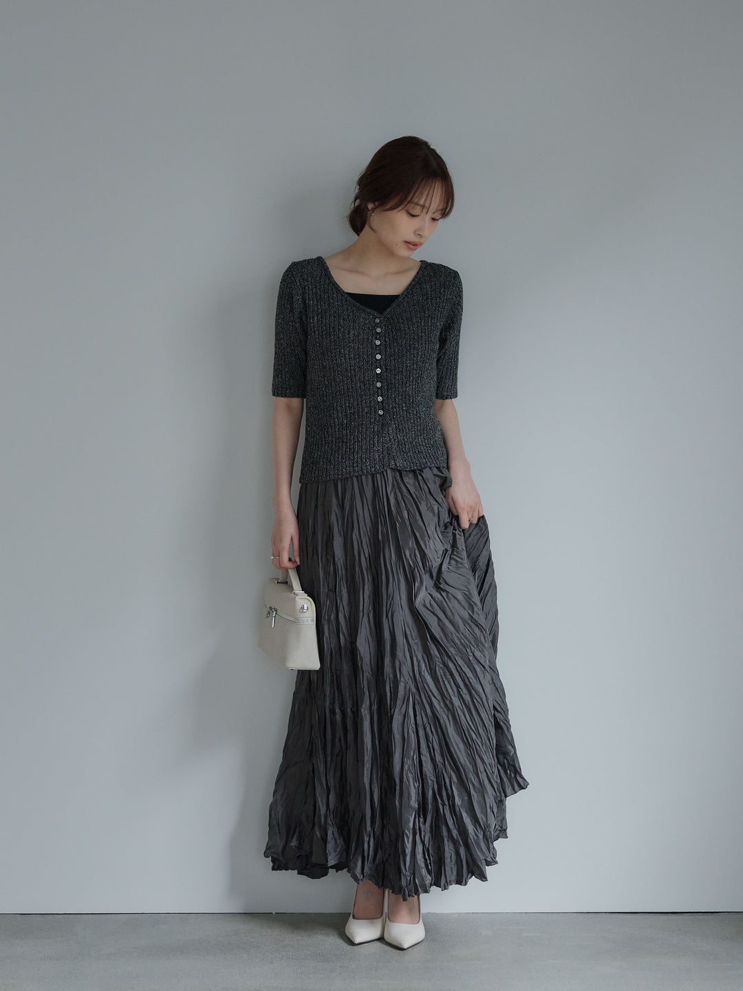 メタルボタンVネック5分袖カーディガン