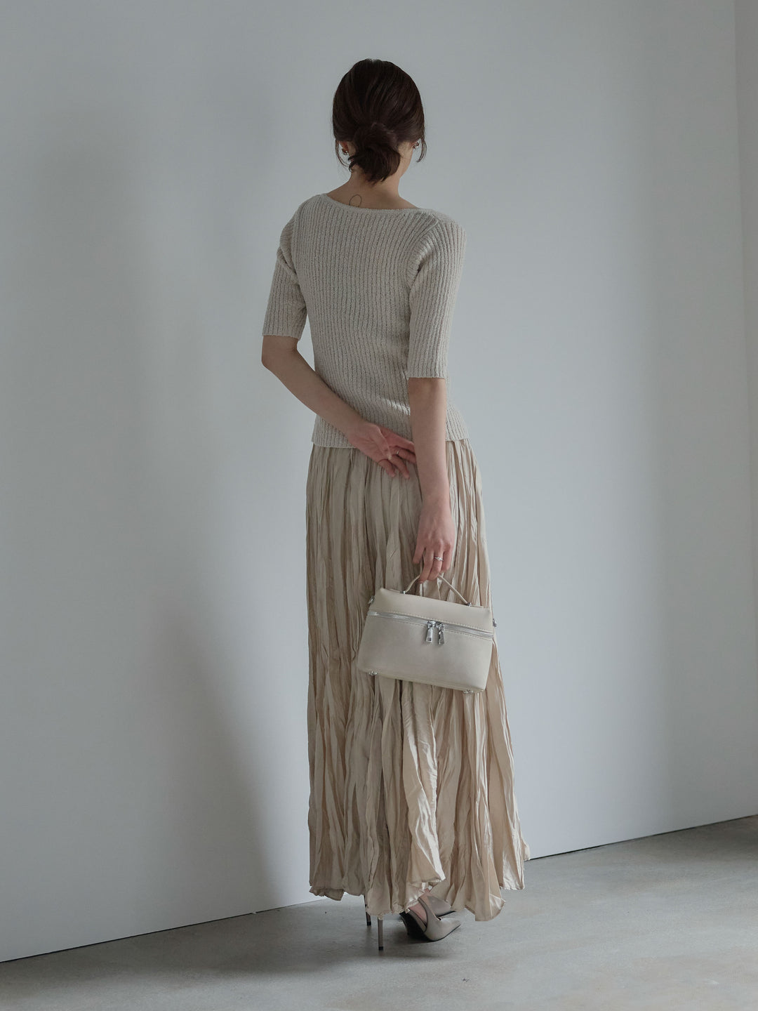 メタルボタンVネック5分袖カーディガン