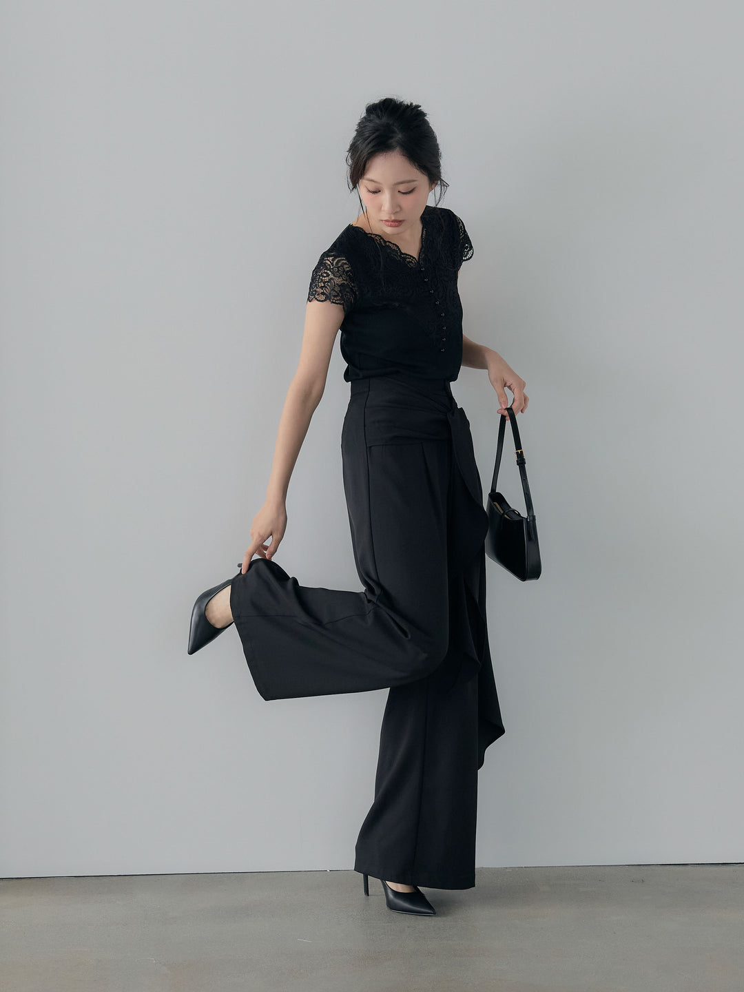 フロントラッフルリボンワイドパンツ