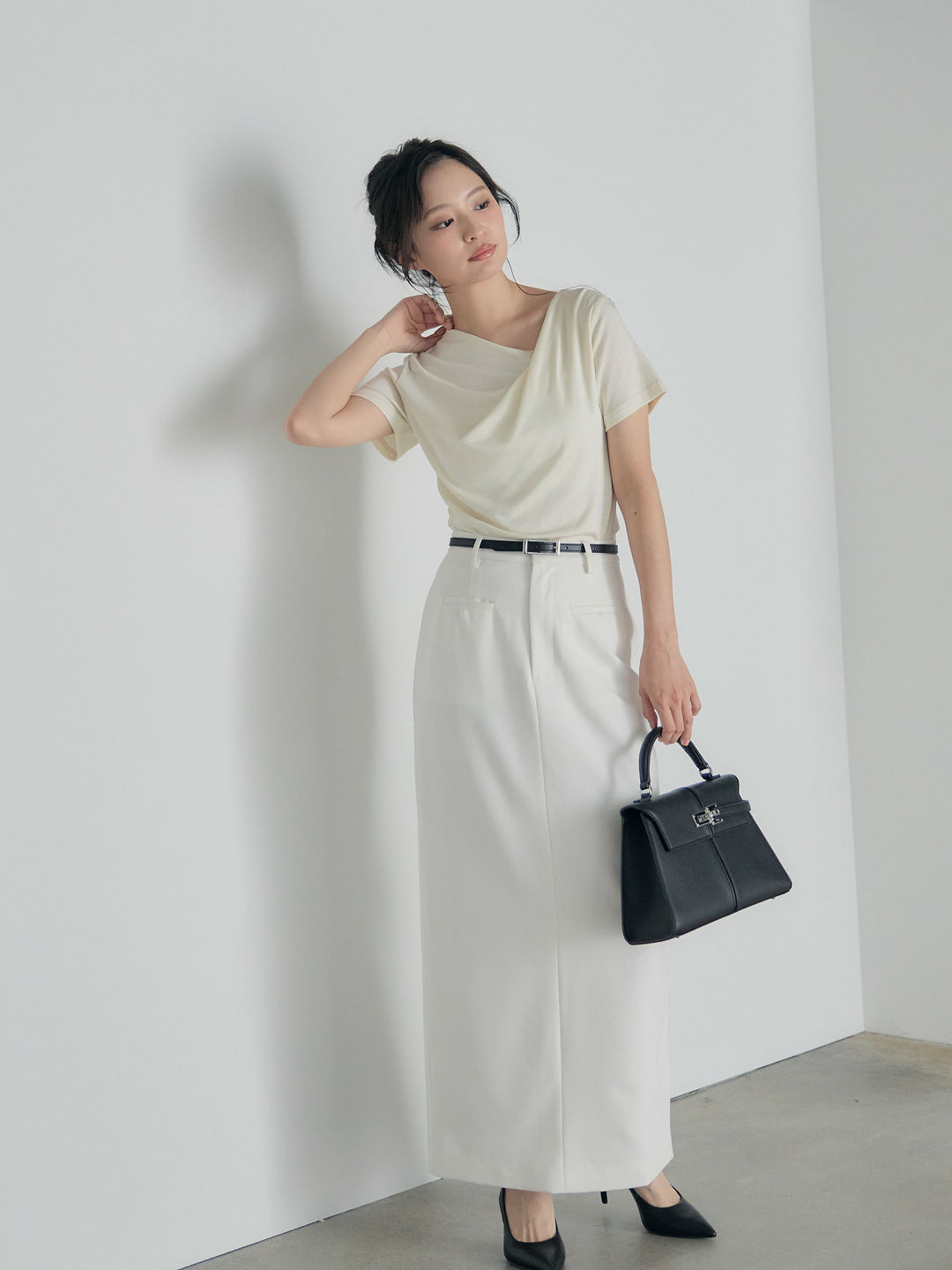 ドレープハーフスリーブカットソー