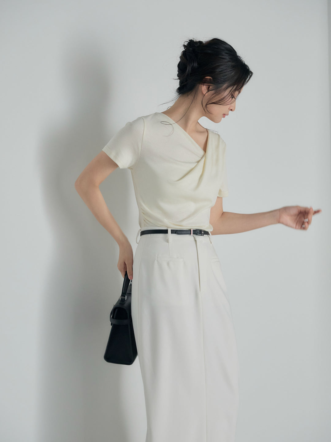 ドレープハーフスリーブカットソー