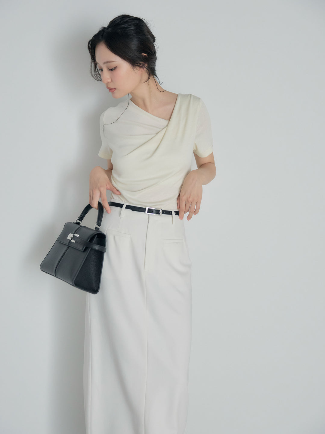 ドレープハーフスリーブカットソー