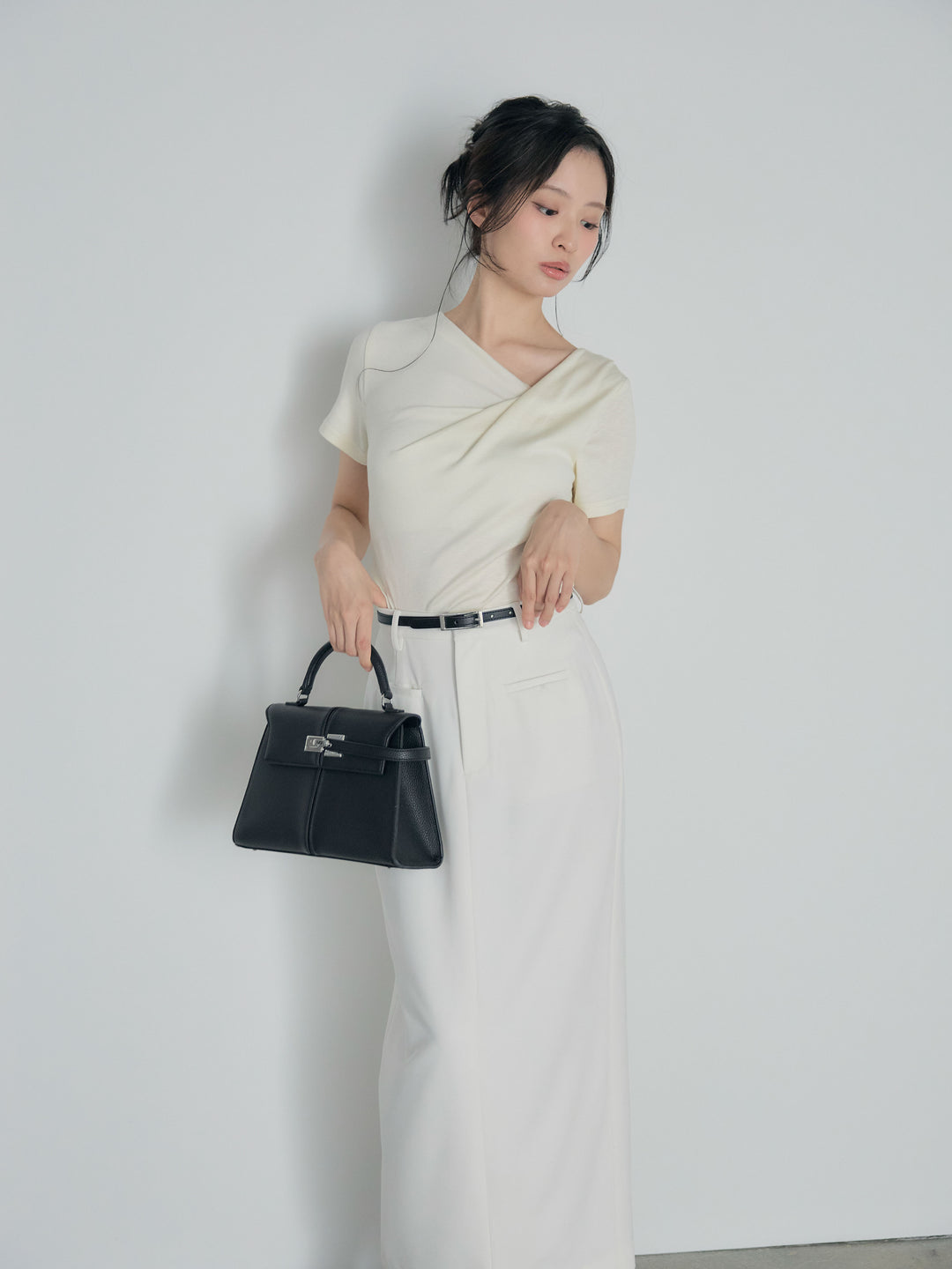 ドレープハーフスリーブカットソー