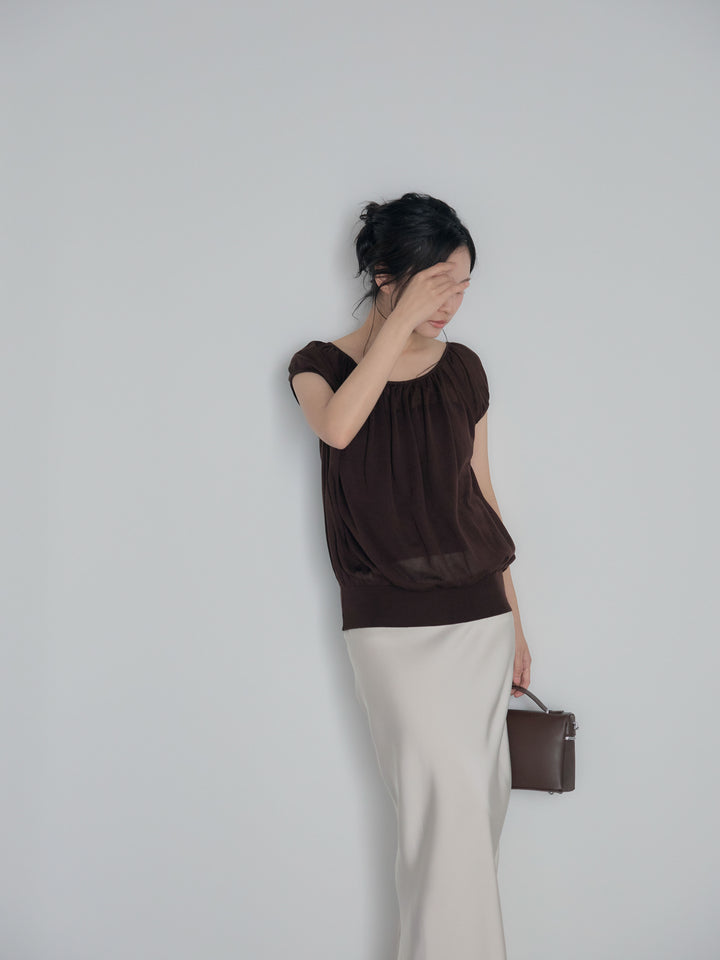 ラウンドネックシーアニットトップス