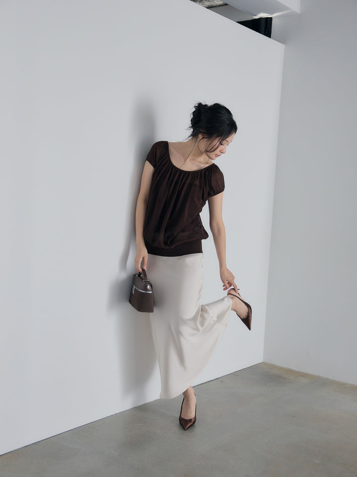 ラウンドネックシーアニットトップス