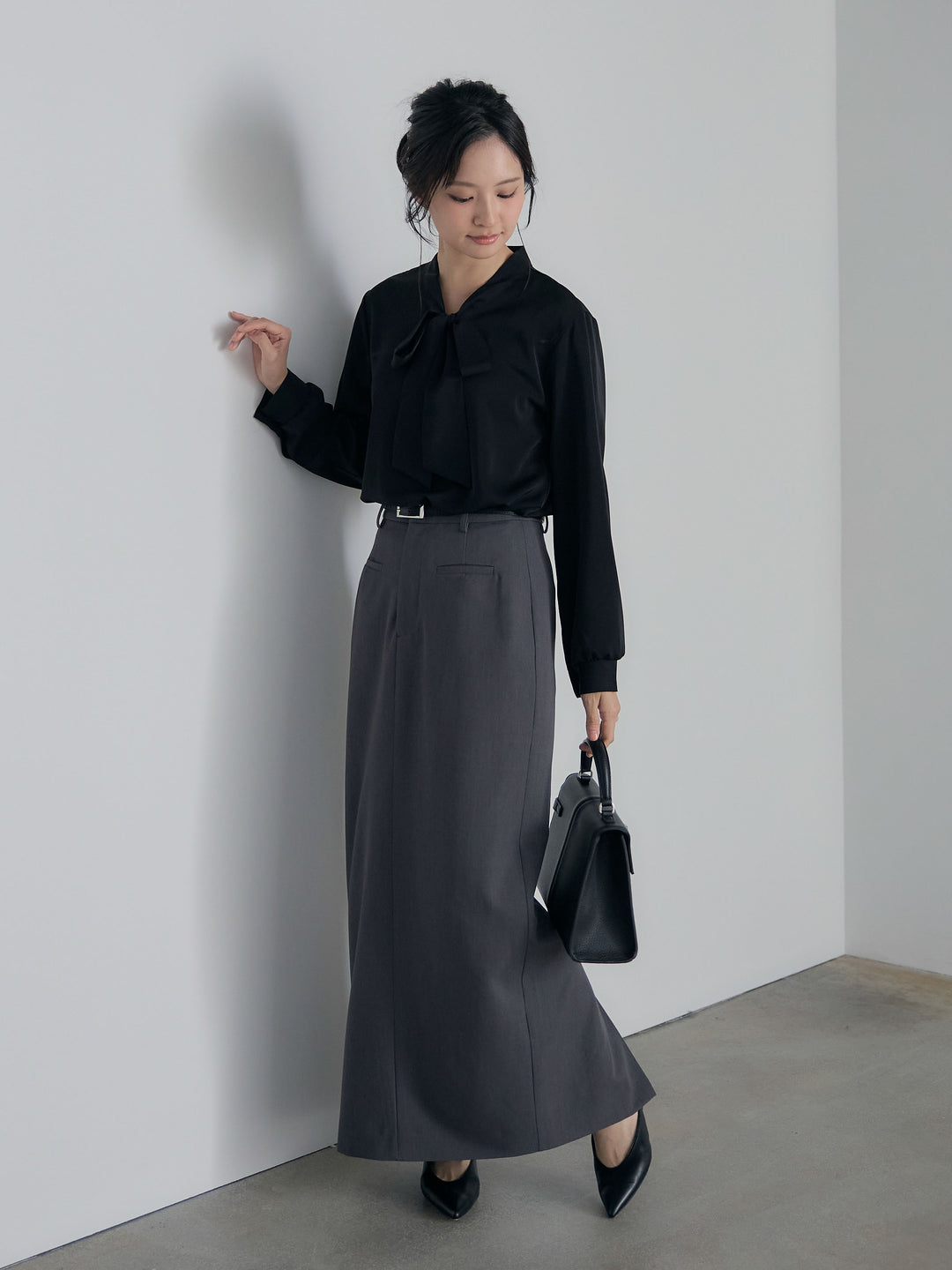 【SET】ボウタイサテンシャツ+【Essential】Authentic pencil skrt(2set)