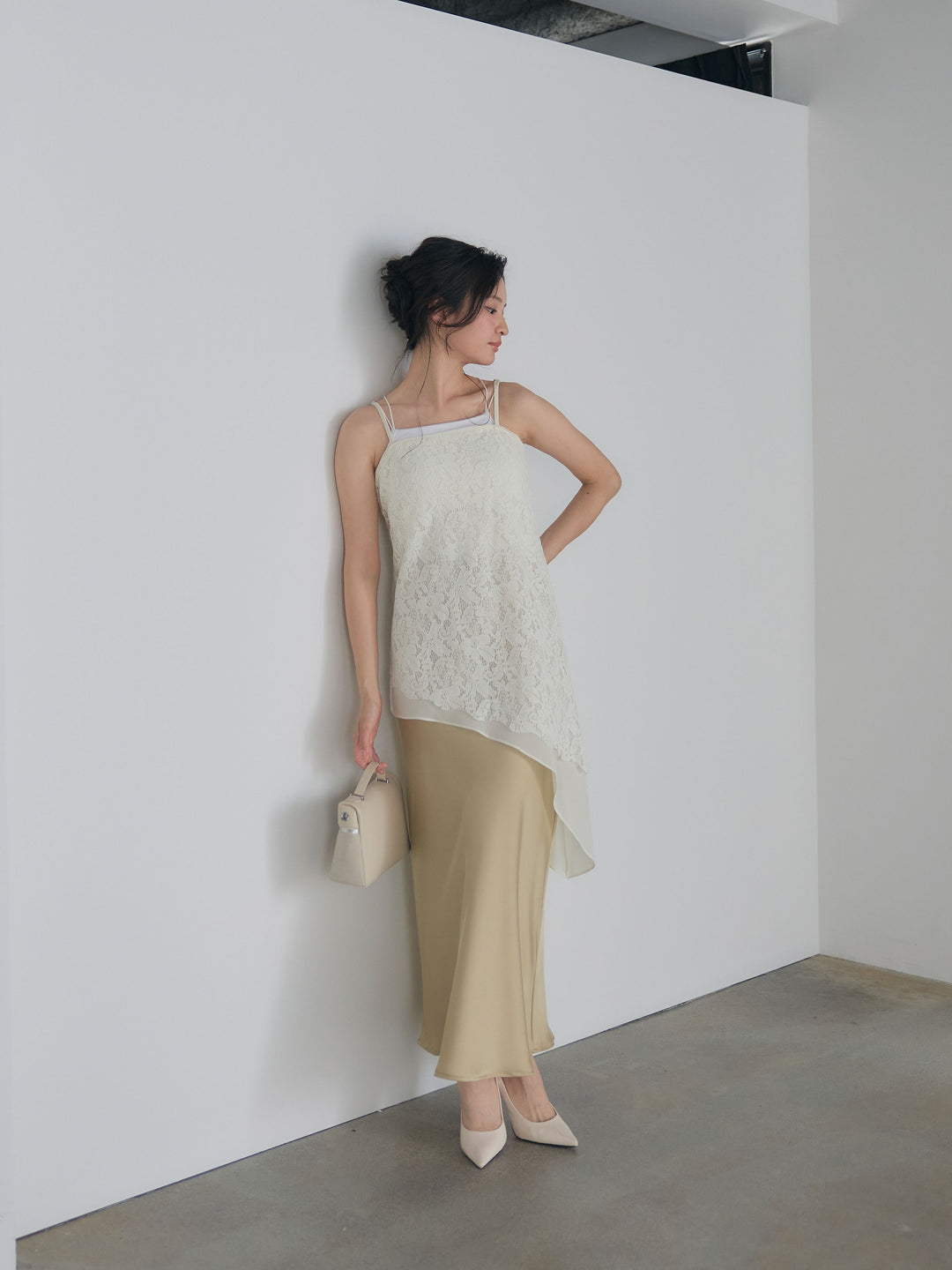 チュールレイヤードジャガードレースキャミソール