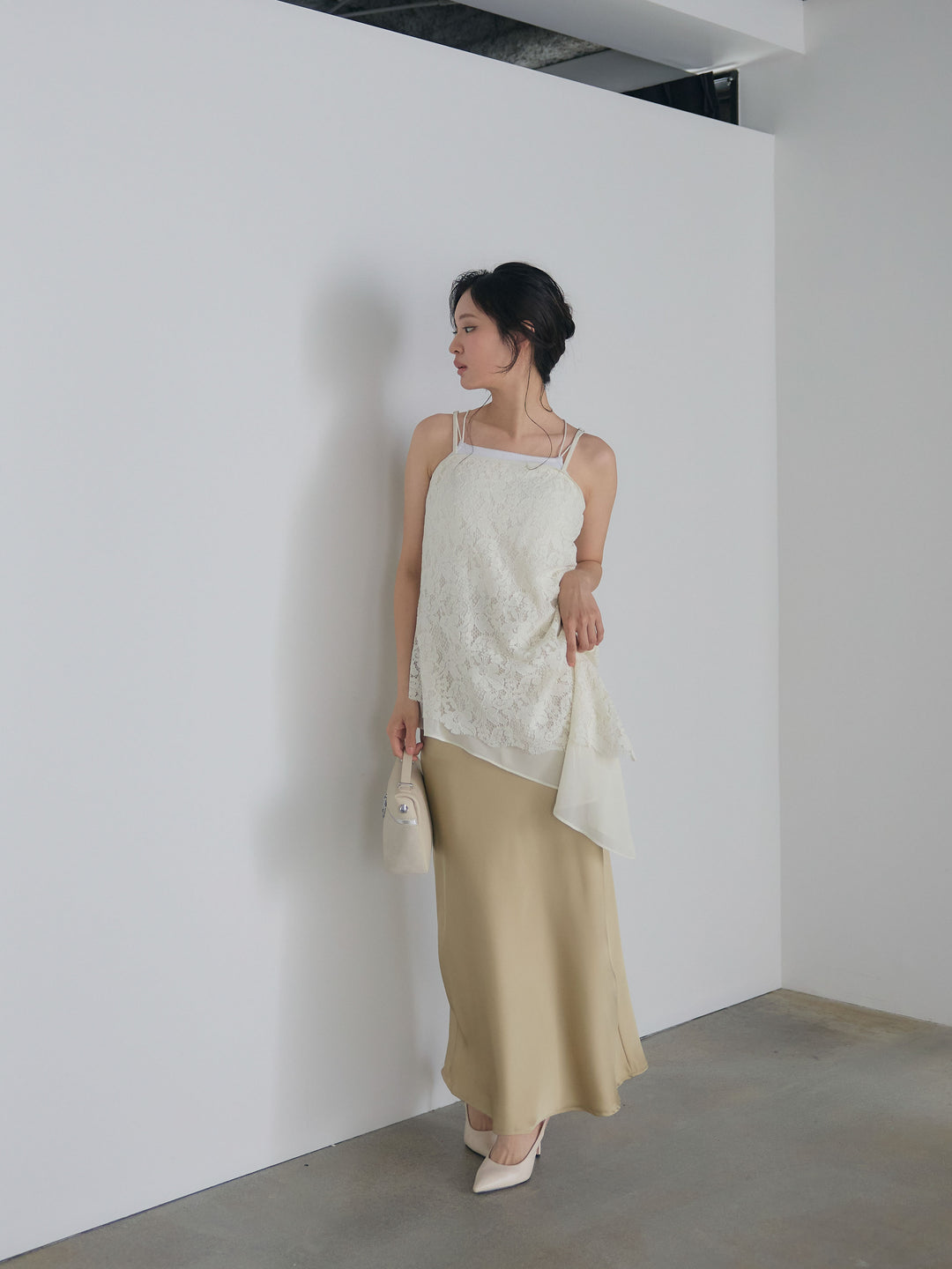 チュールレイヤードジャガードレースキャミソール