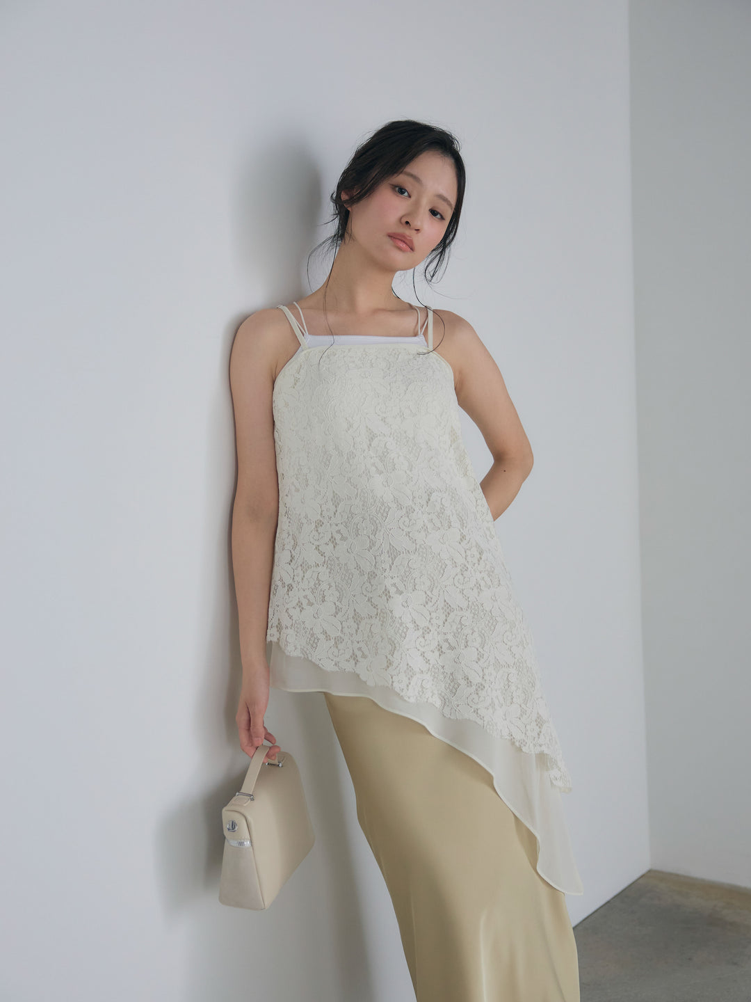 チュールレイヤードジャガードレースキャミソール
