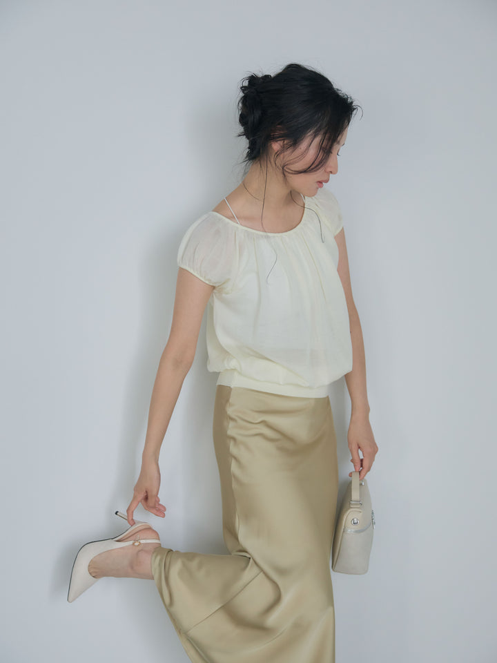 ラウンドネックシーアニットトップス