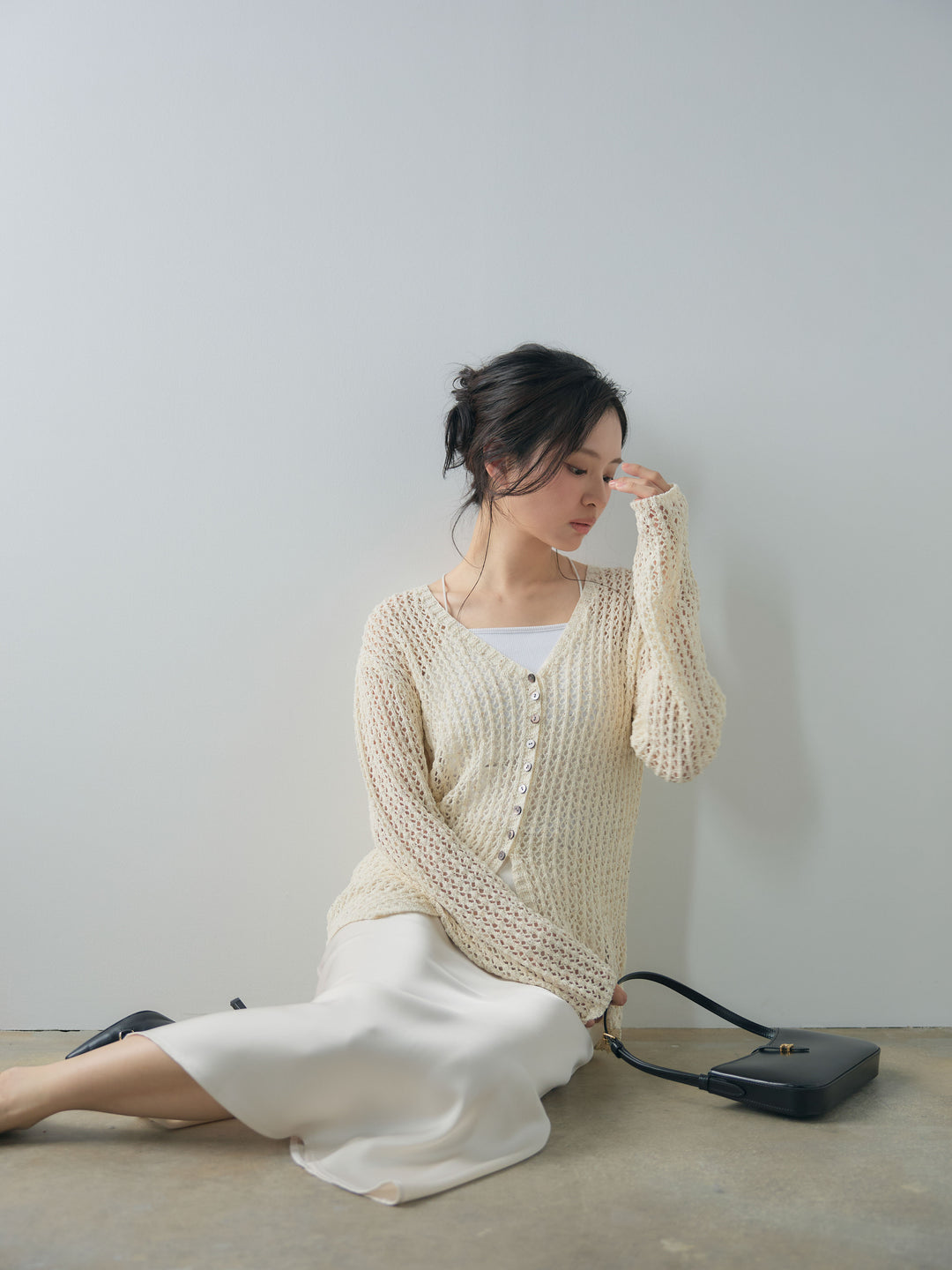 ネップメッシュVネックカーディガン