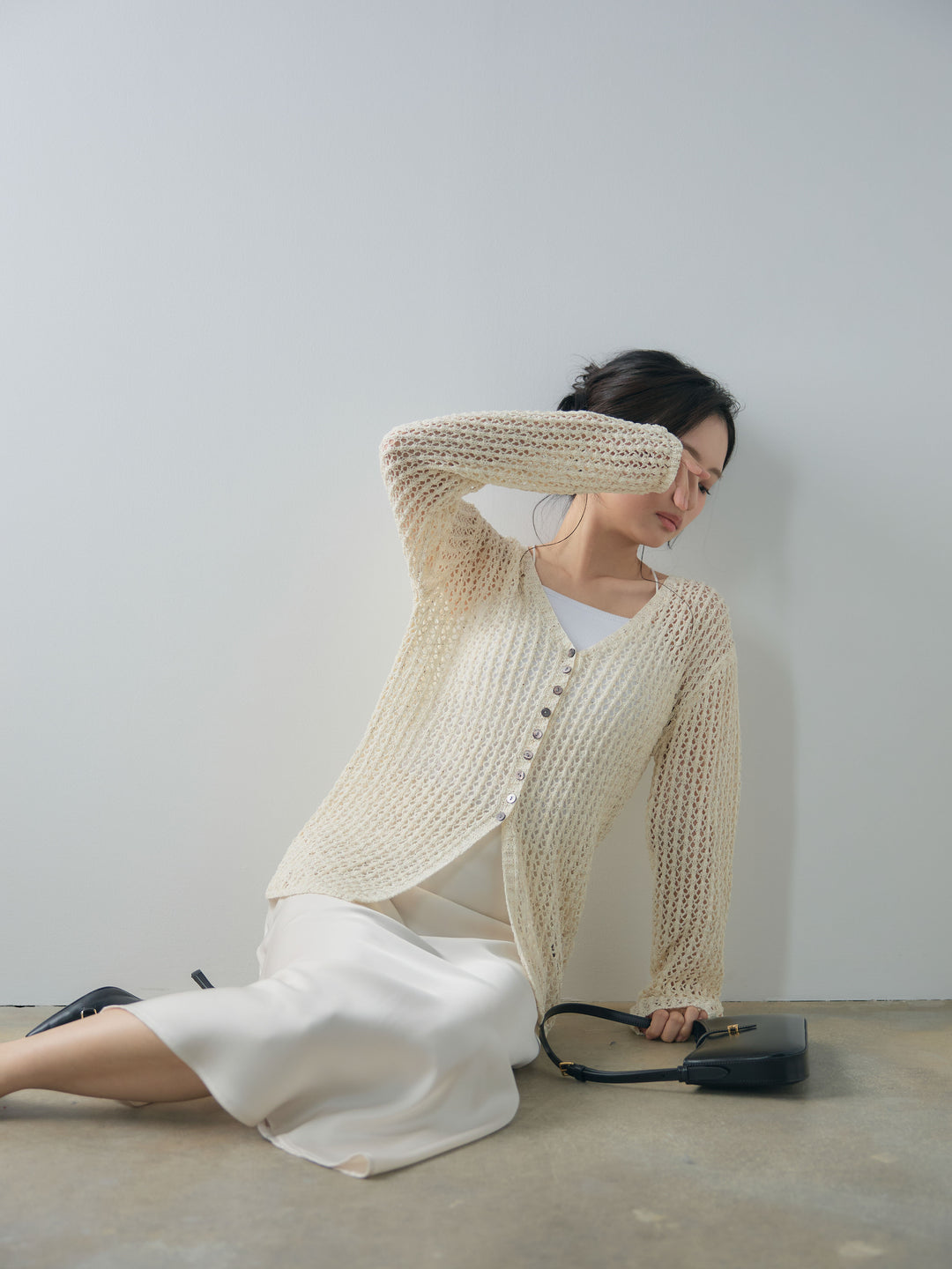 ネップメッシュVネックカーディガン