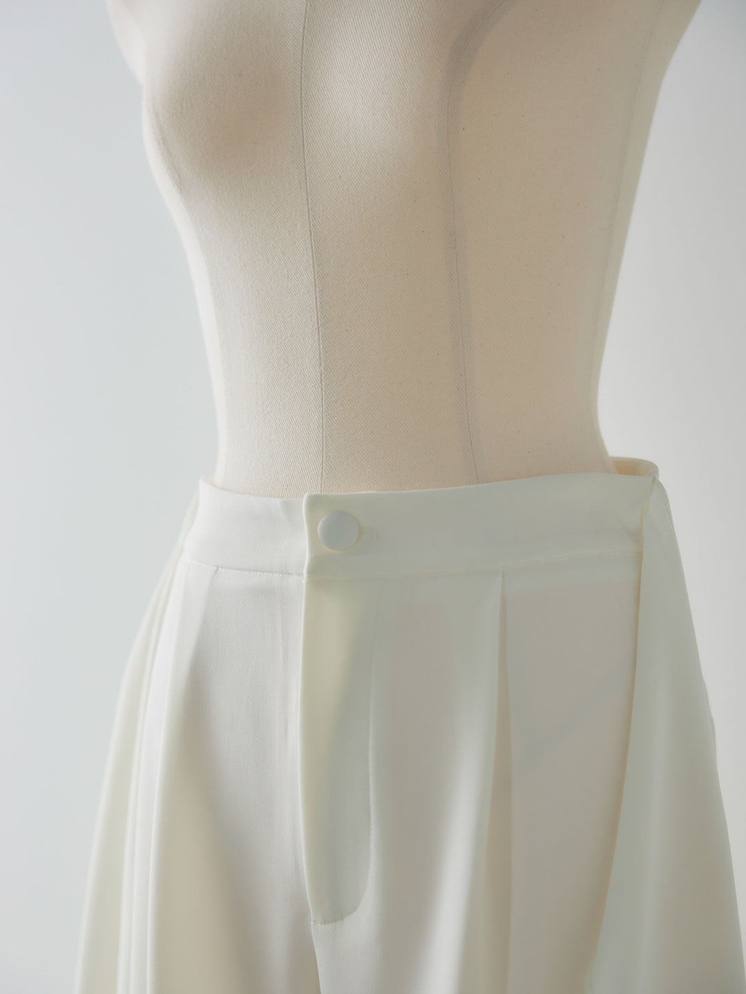 フロントラッフルリボンワイドパンツ