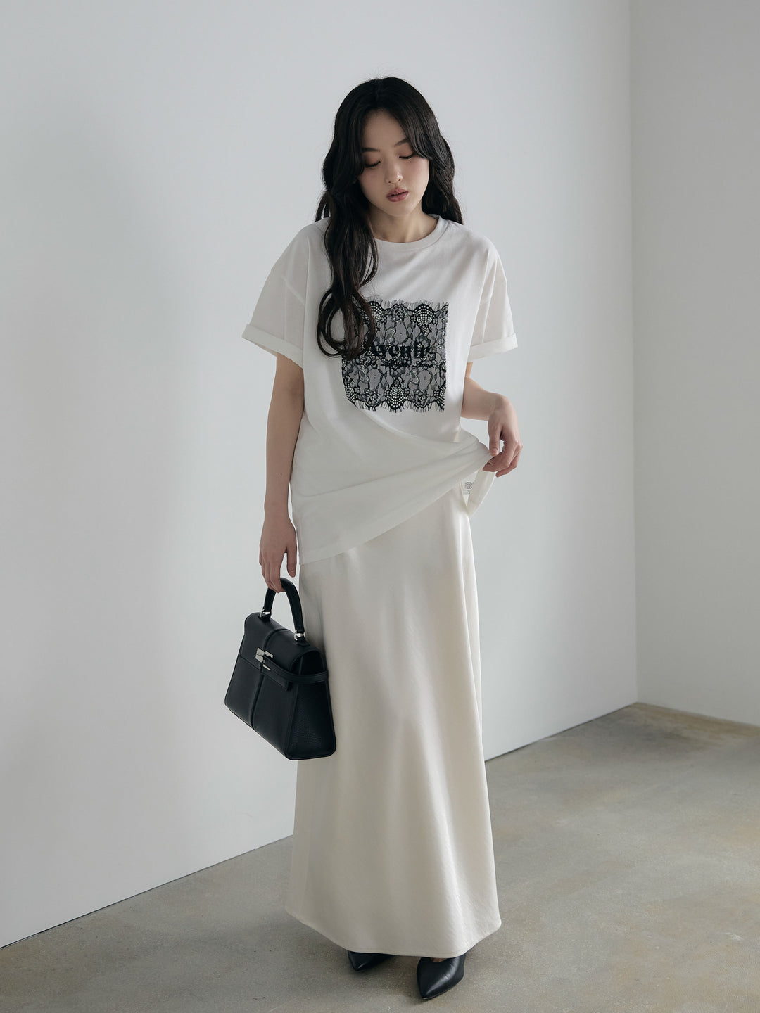 【cool touch】レースロゴ刺繍Tシャツ