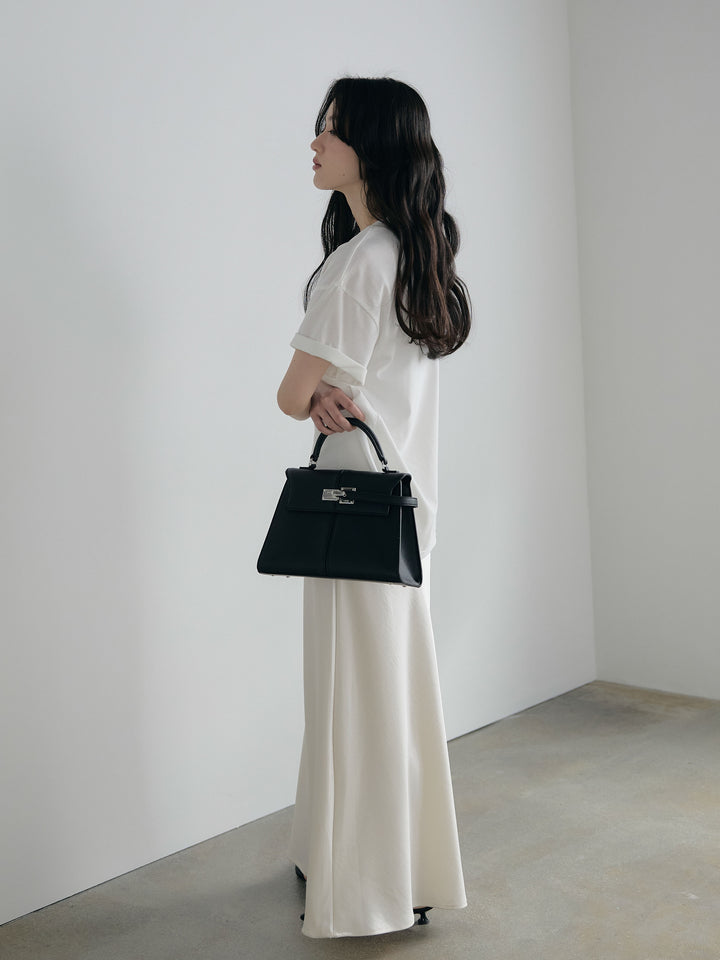 【cool touch】レースロゴ刺繍Tシャツ