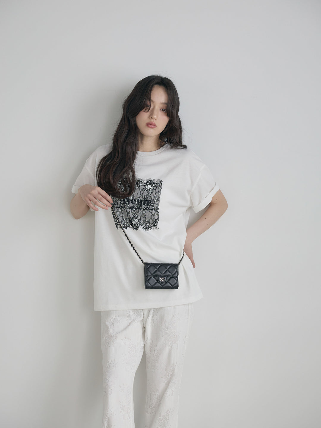 【cool touch】レースロゴ刺繍Tシャツ