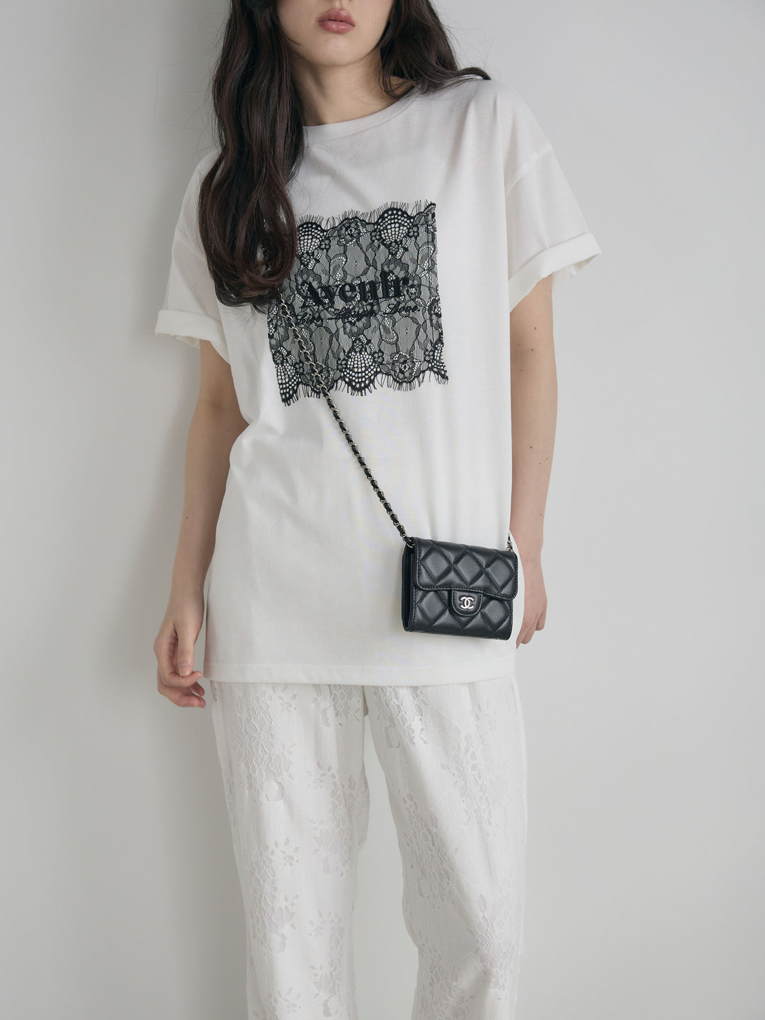 【cool touch】レースロゴ刺繍Tシャツ