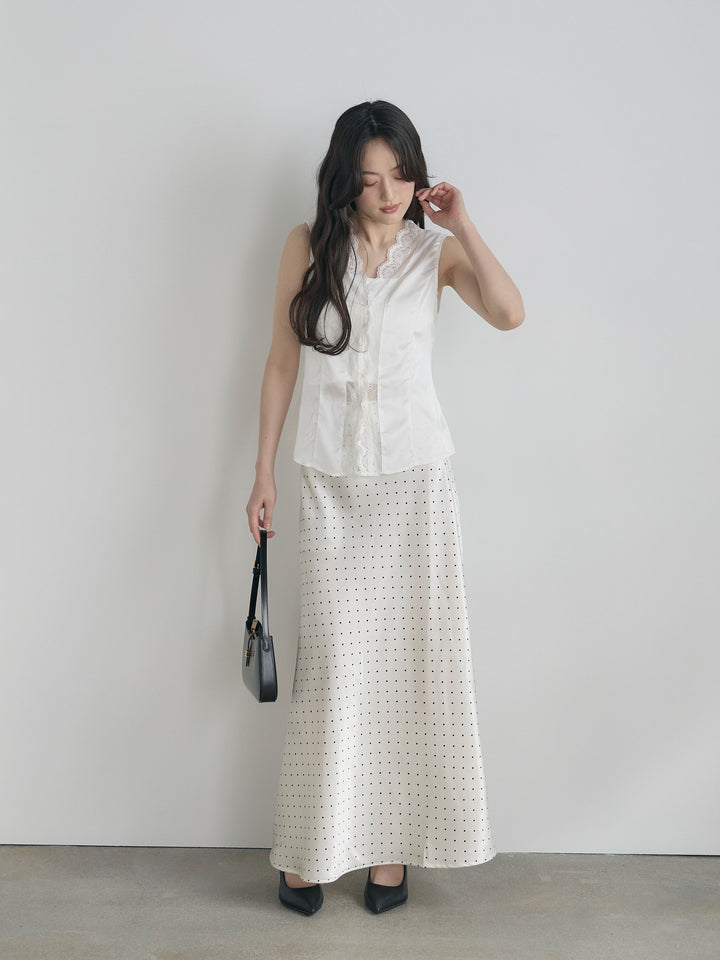 レーストリムサテンノースリトップス