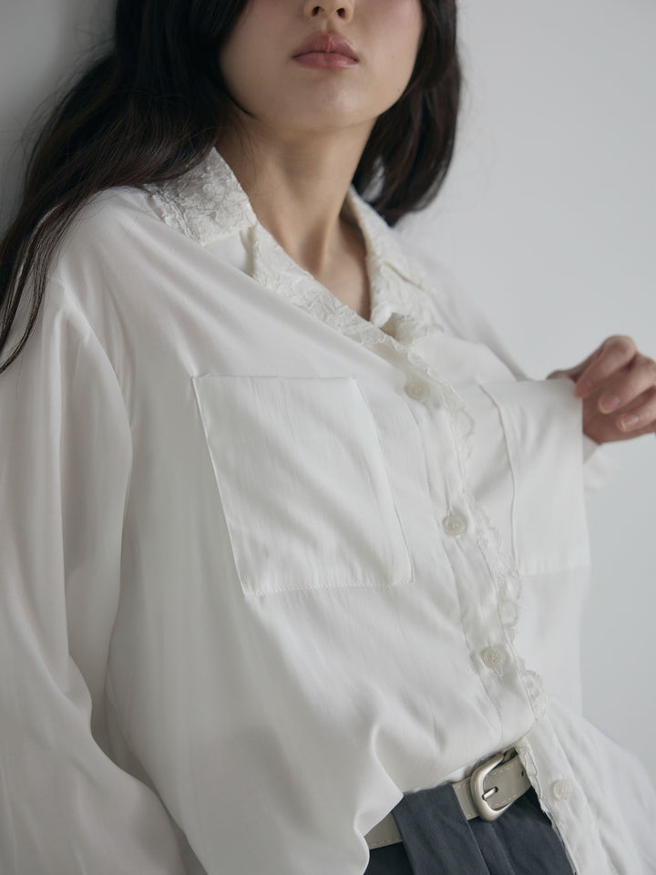 レース襟ダブルポケットソフトシャツ