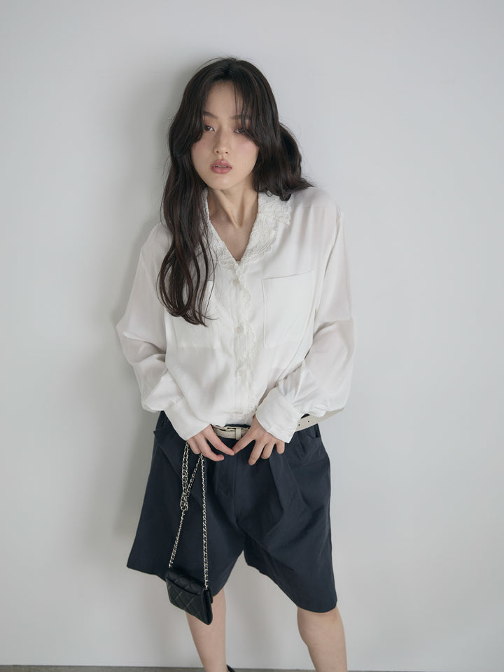レース襟ダブルポケットソフトシャツ