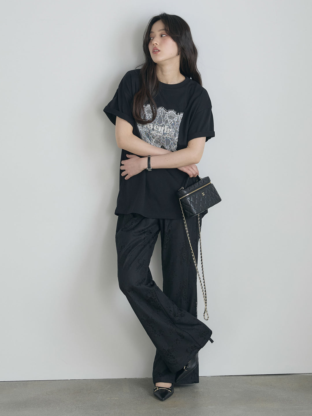 【cool touch】レースロゴ刺繍Tシャツ