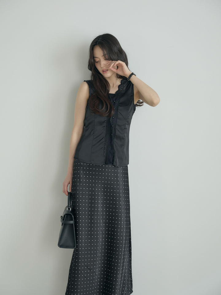 レーストリムサテンノースリトップス