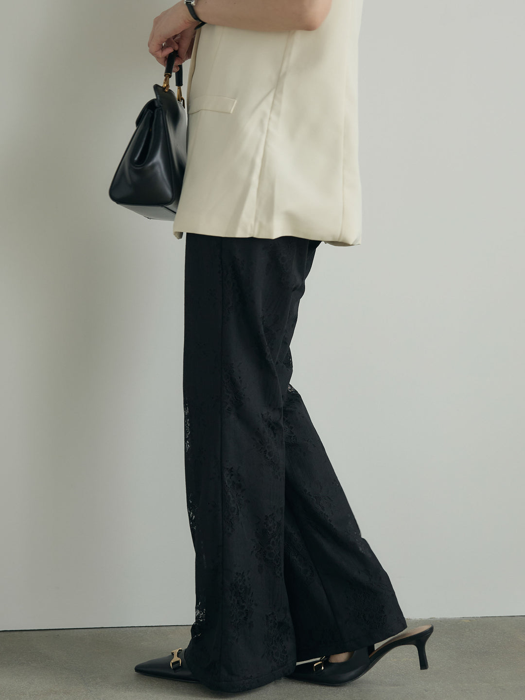 【Essential】Lace soft flare pants