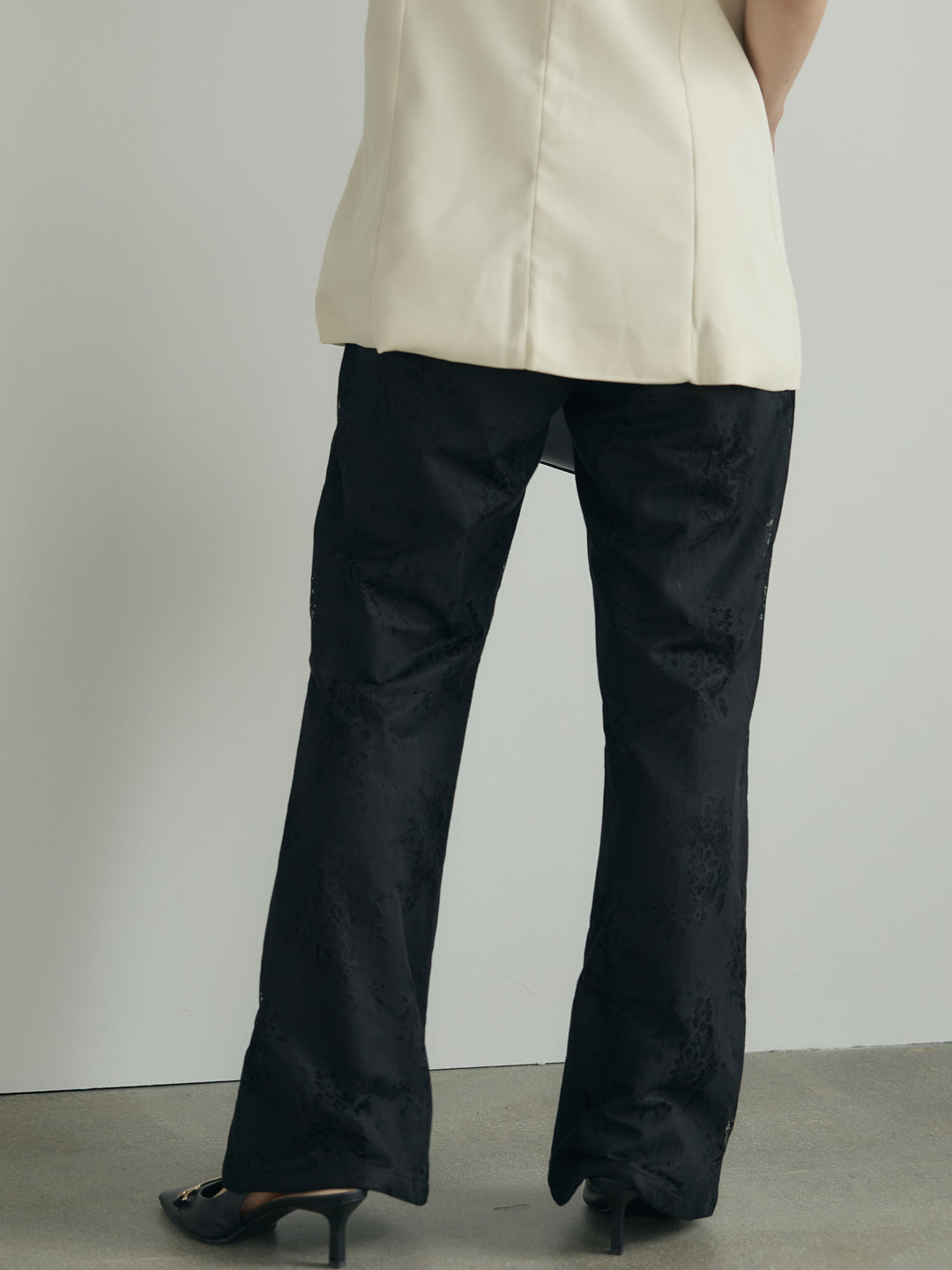 【Essential】Lace soft flare pants