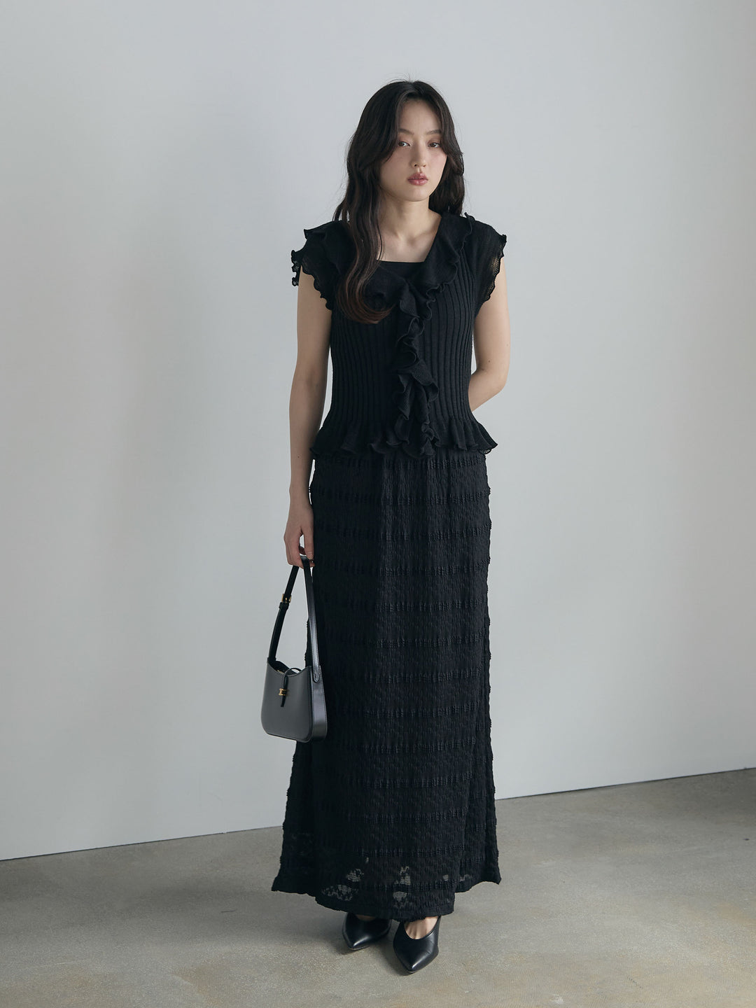 フレンチスリーブラッフルトップス