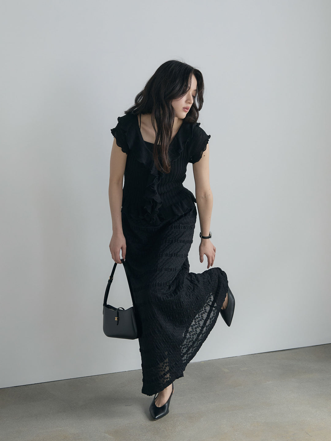 フレンチスリーブラッフルトップス