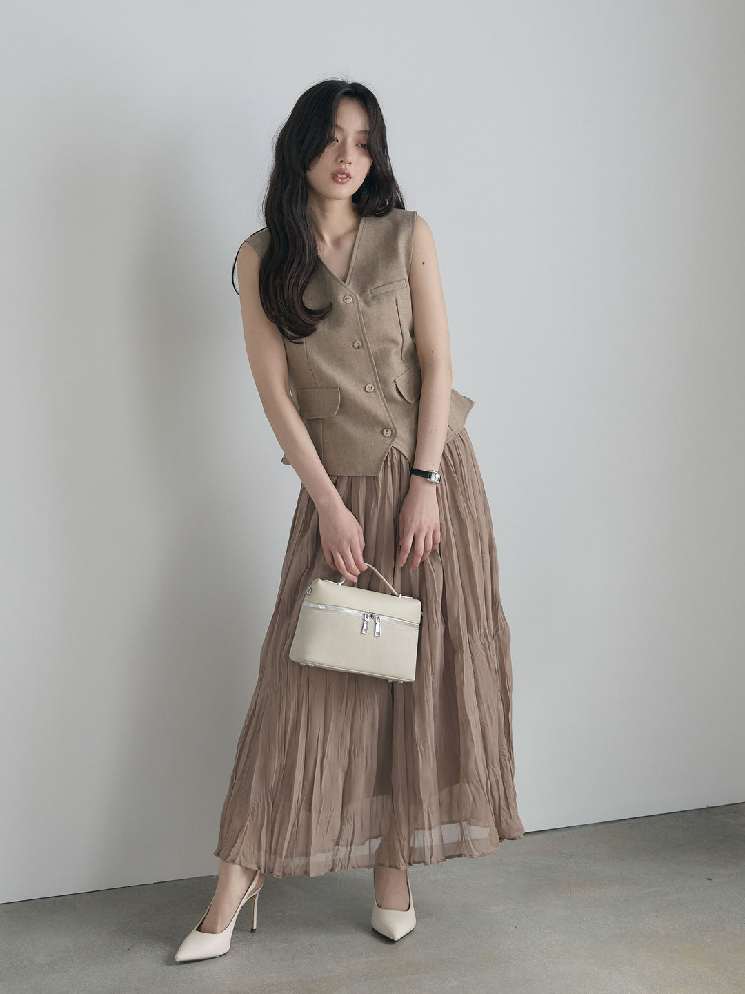テーラードノースリーブベスト&ワッシャープリーツスカートSET UP