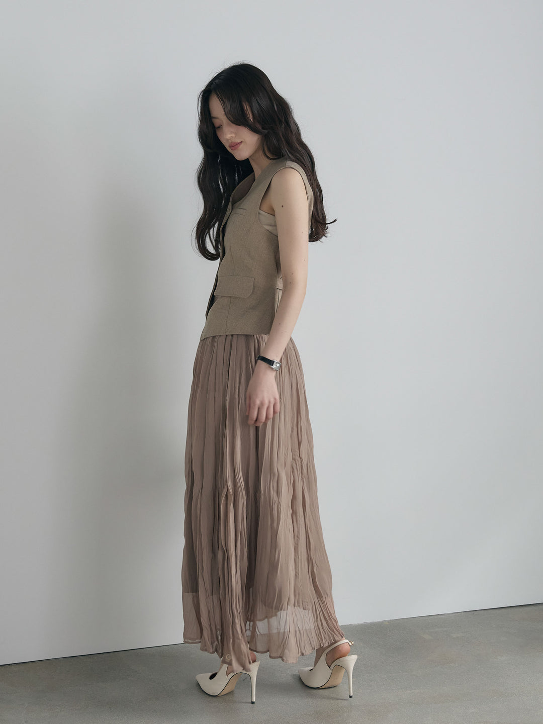 テーラードノースリーブベスト&ワッシャープリーツスカートSET UP