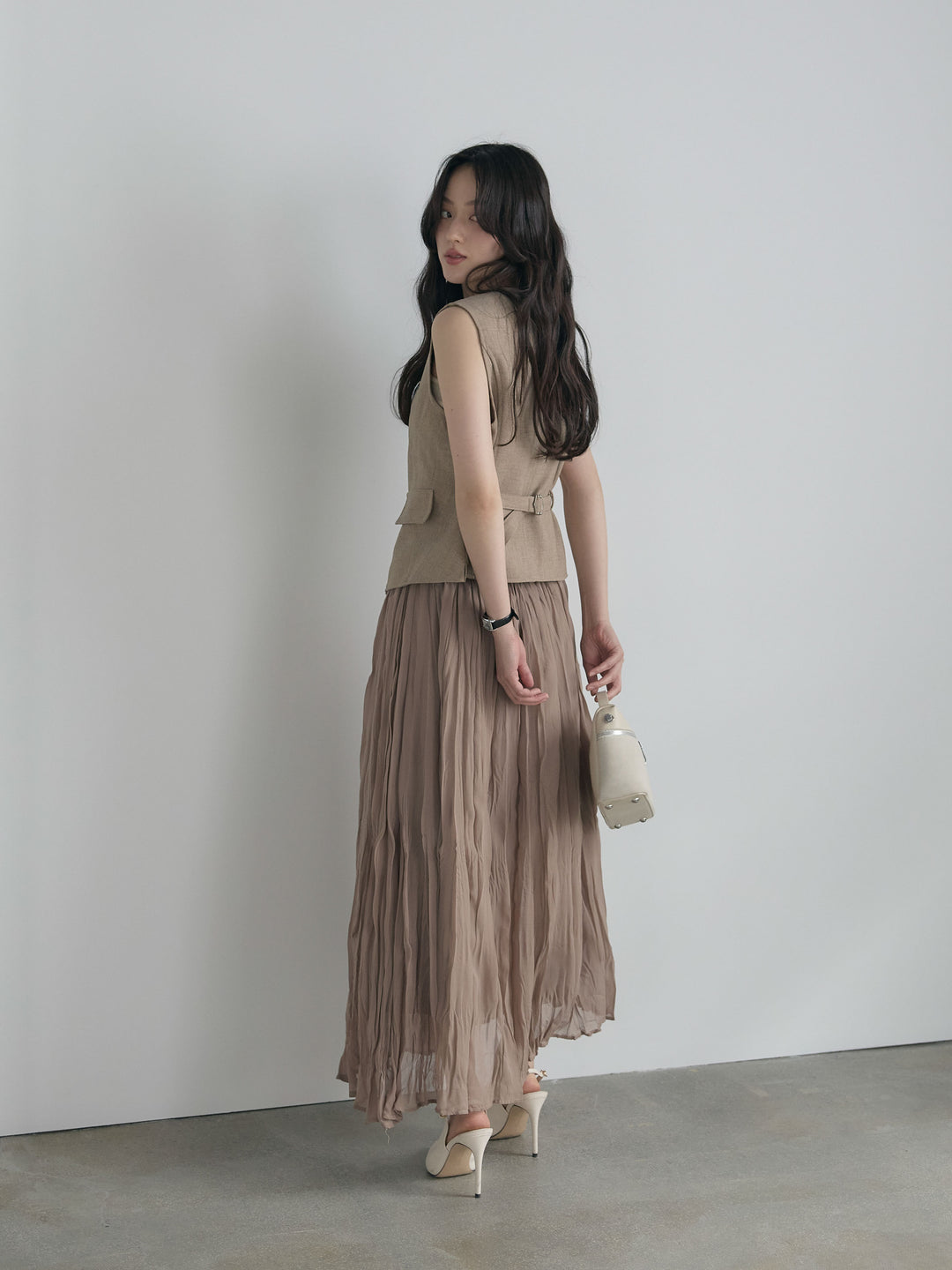 テーラードノースリーブベスト&ワッシャープリーツスカートSET UP