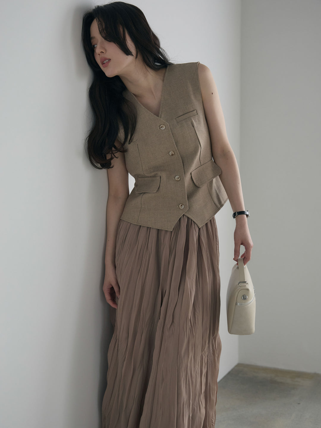 テーラードノースリーブベスト&ワッシャープリーツスカートSET UP