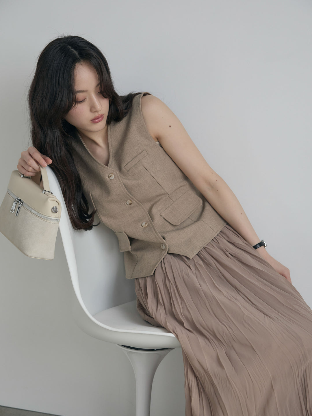 テーラードノースリーブベスト&ワッシャープリーツスカートSET UP