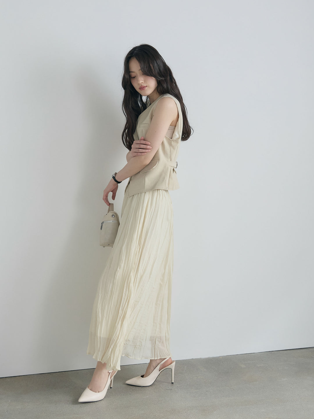 テーラードノースリーブベスト&ワッシャープリーツスカートSET UP