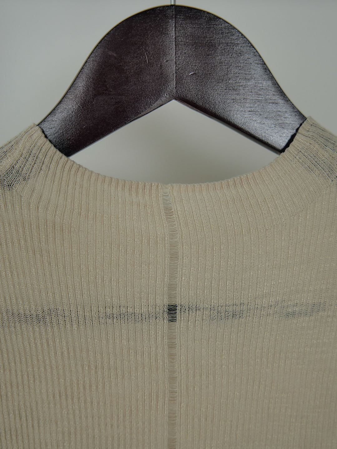 プチハイネックフレンチスリーブカットソー