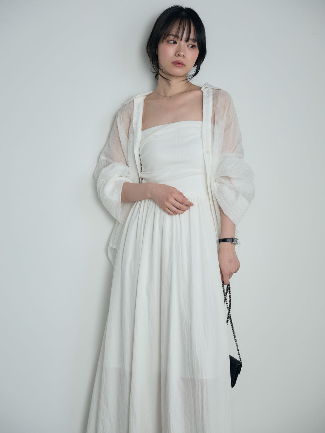 【SET】スキッパーシワ加工シアーシャツ+カップ付きリブドッキングフレアキャミワンピース(2set)