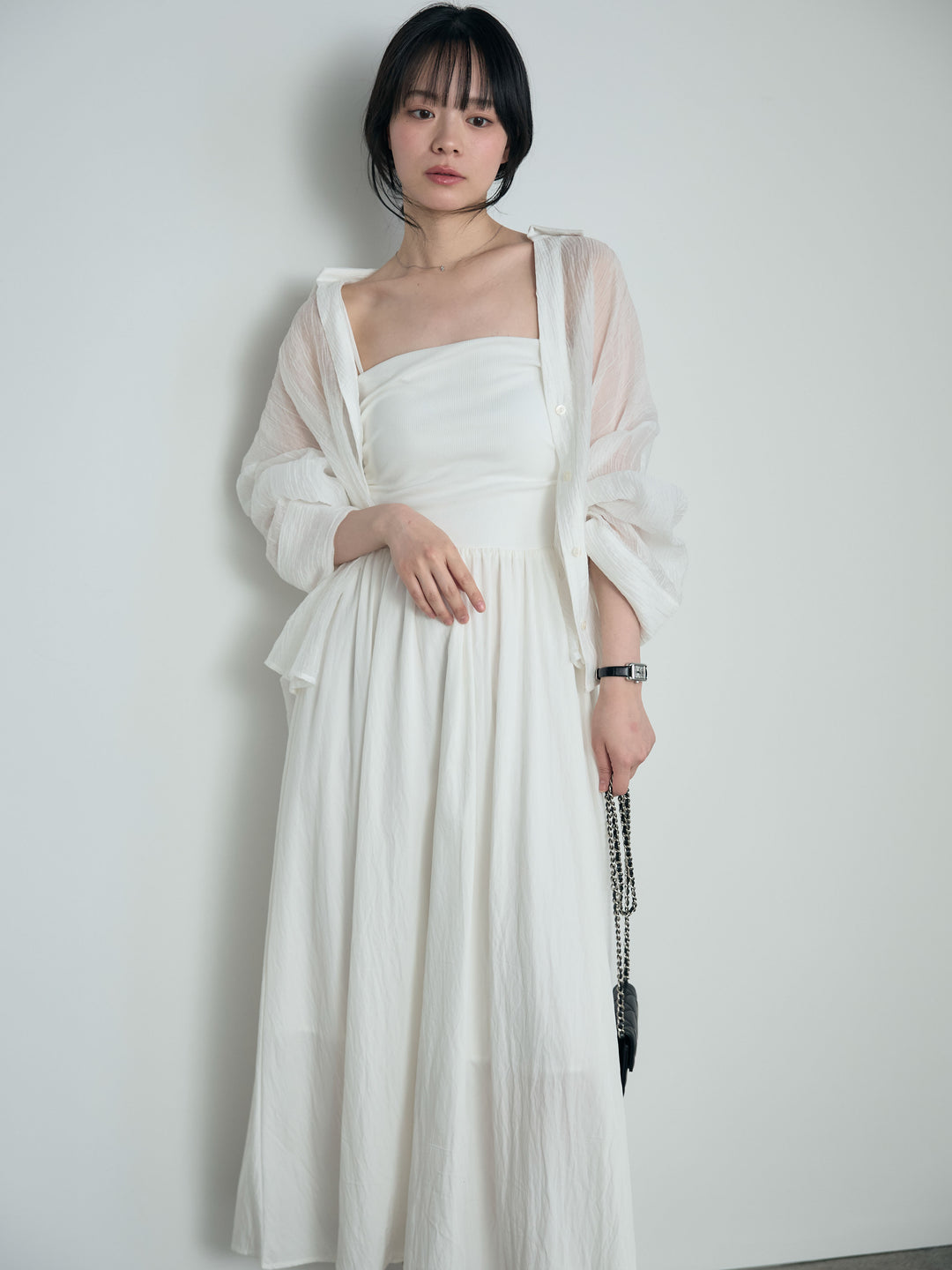 【SET】スキッパーシワ加工シアーシャツ+カップ付きリブドッキングフレアキャミワンピース(2set)