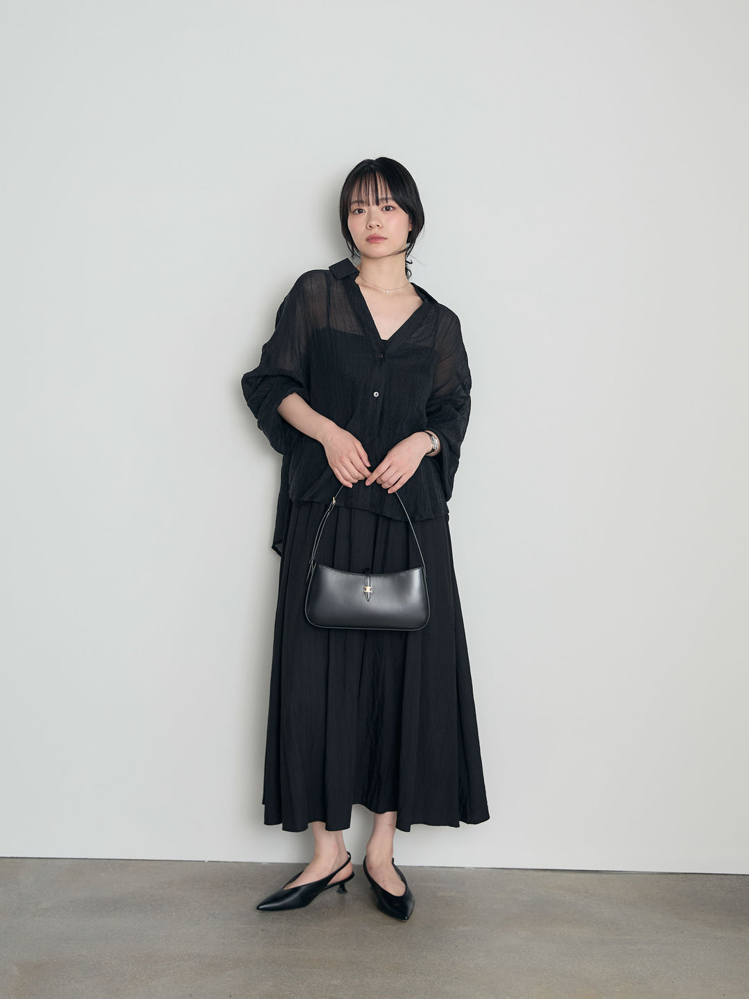 【SET】スキッパーシワ加工シアーシャツ+カップ付きリブドッキングフレアキャミワンピース(2set)