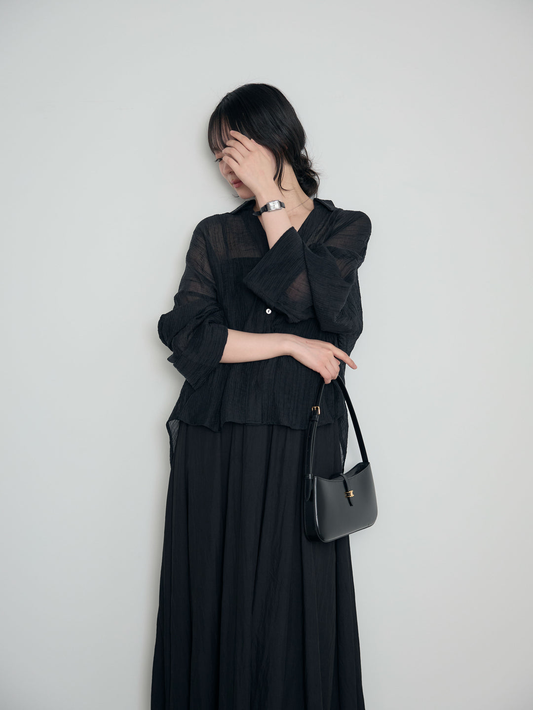 【SET】スキッパーシワ加工シアーシャツ+カップ付きリブドッキングフレアキャミワンピース(2set)
