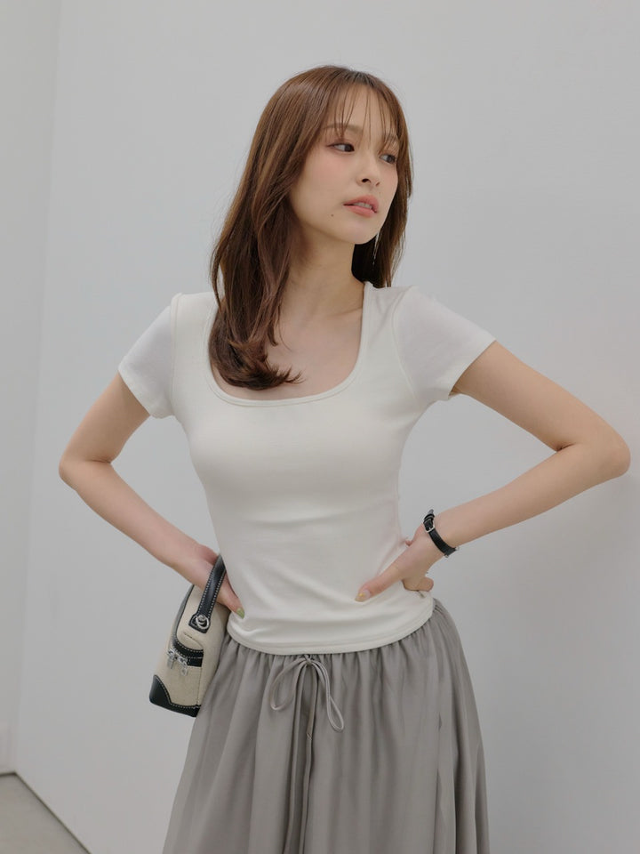 【SET】カップ付きスクエアネックTシャツ+カップ付きスクエアネックTシャツ(2set)