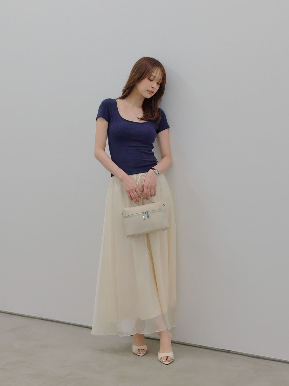 【SET】カップ付きスクエアネックTシャツ+カップ付きスクエアネックTシャツ(2set)