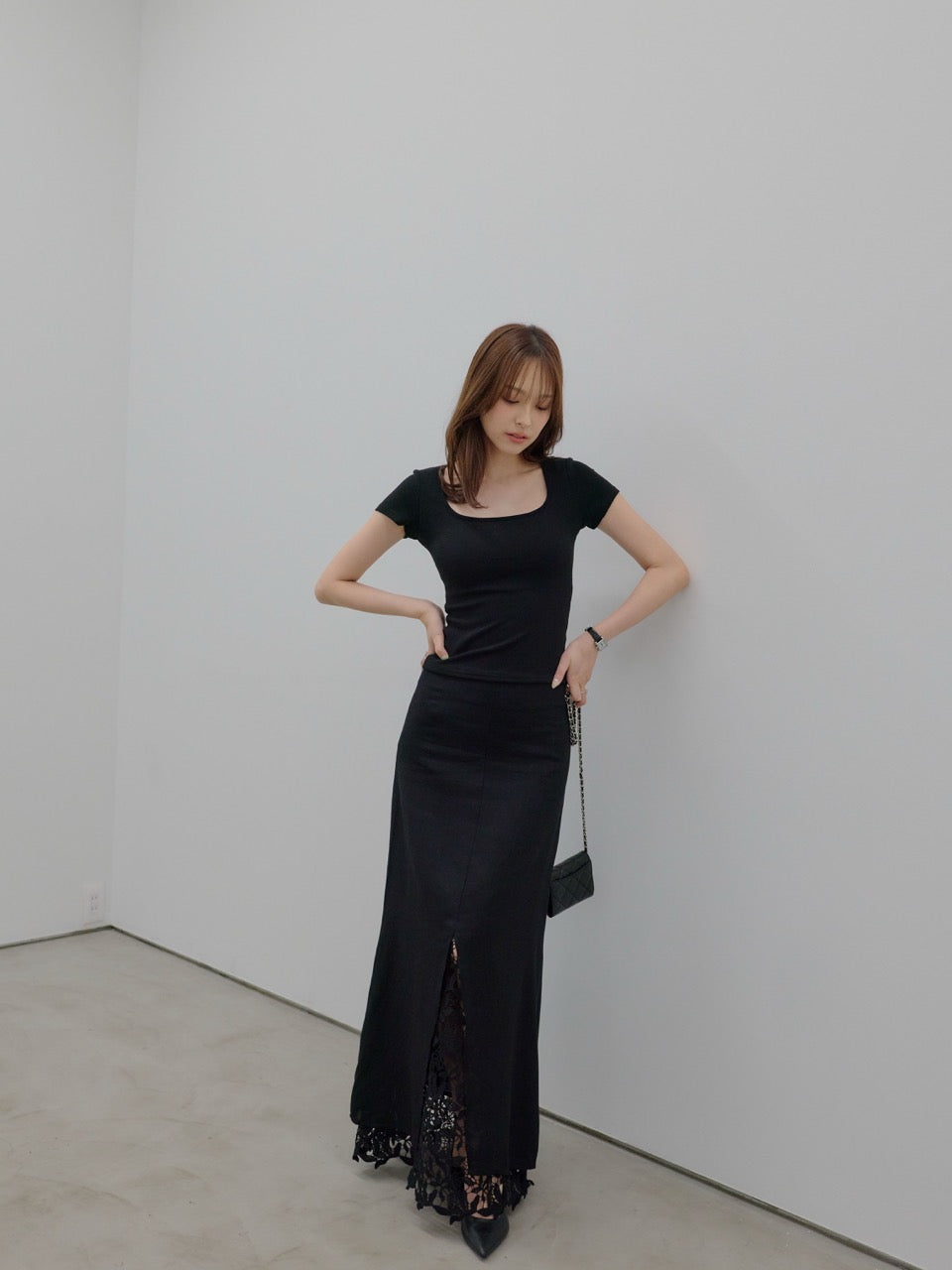 【SET】カップ付きスクエアネックTシャツ+カップ付きスクエアネックTシャツ(2set)