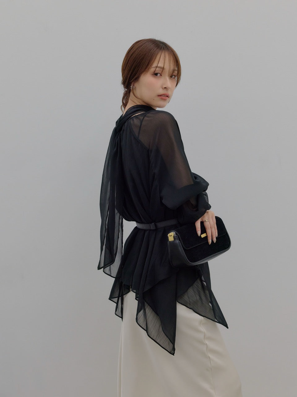【nairo】バックギャザーシフォンブラウス（S） SHIRT / BLOUSE – nairo