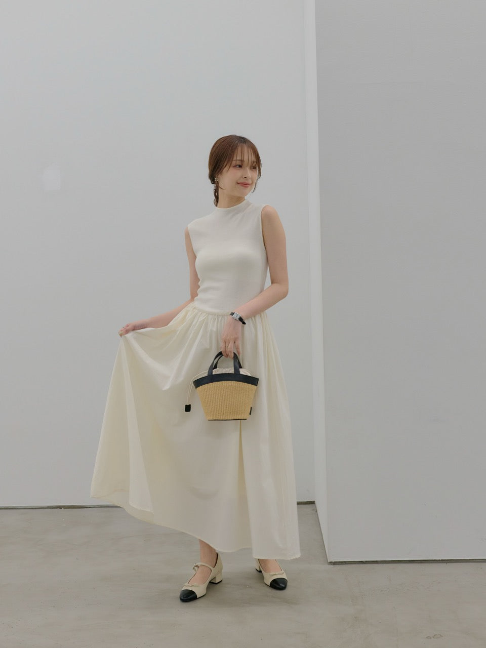 異素材リブドッキングノースリーブワンピース