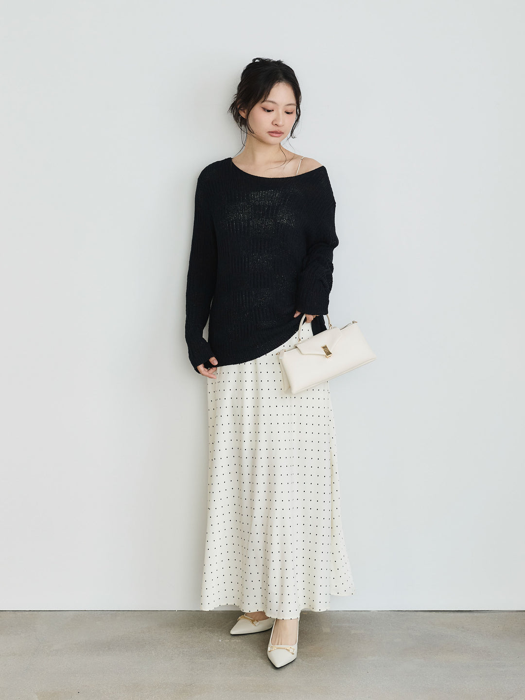 【SET】ブロック編みラウンドネックニットトップス+【Essential】Back open satin camisole dress(2set)