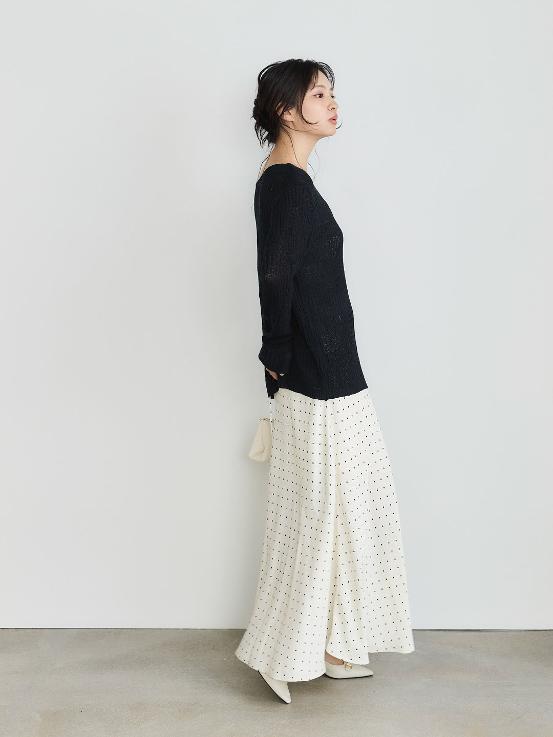 【SET】ブロック編みラウンドネックニットトップス+【Essential】Back open satin camisole dress(2set)