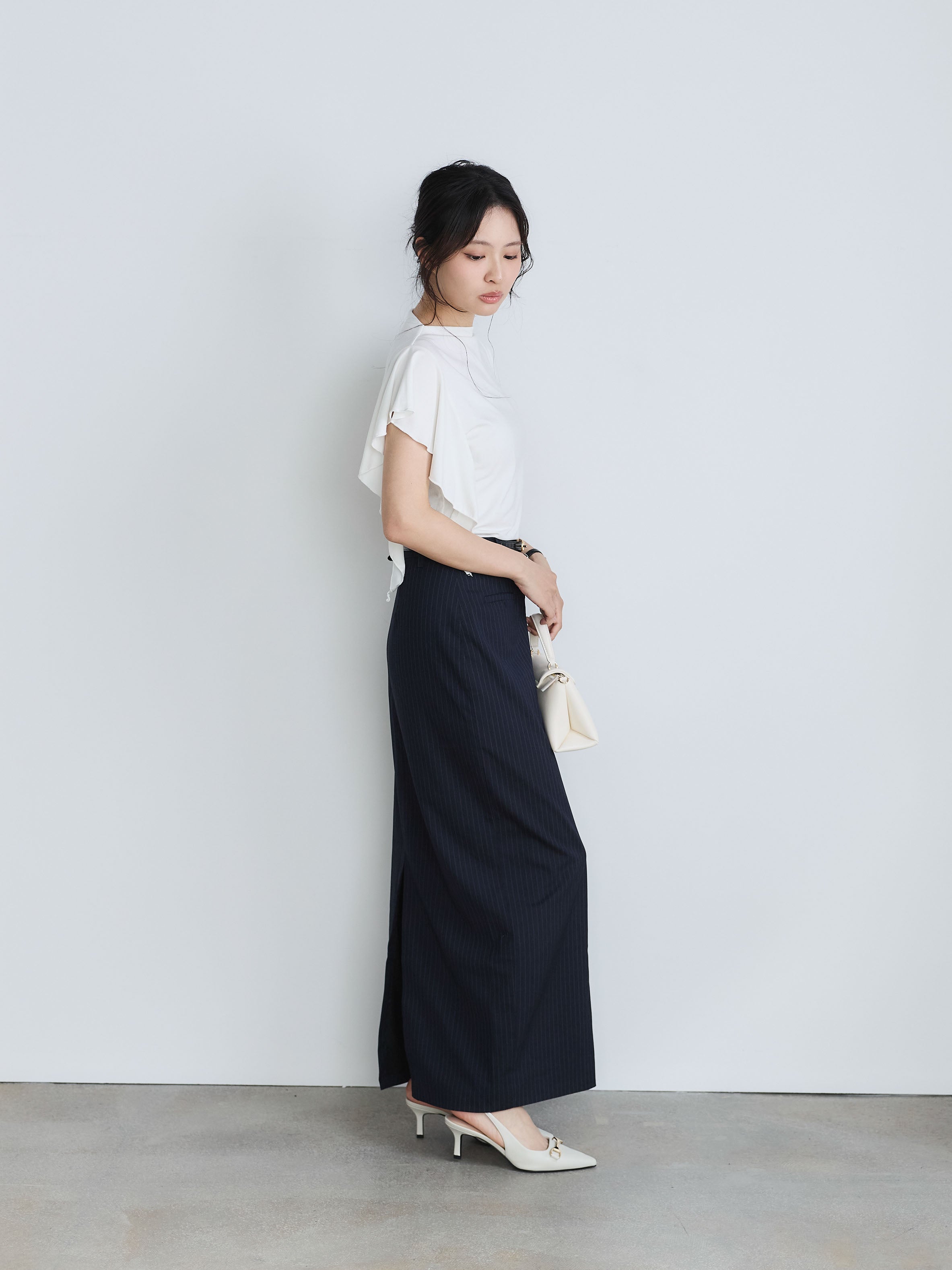 アシンメトリーフレアスリーブカットソー – nairo